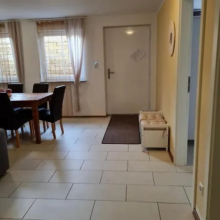 아파트 Fewo-belatona *